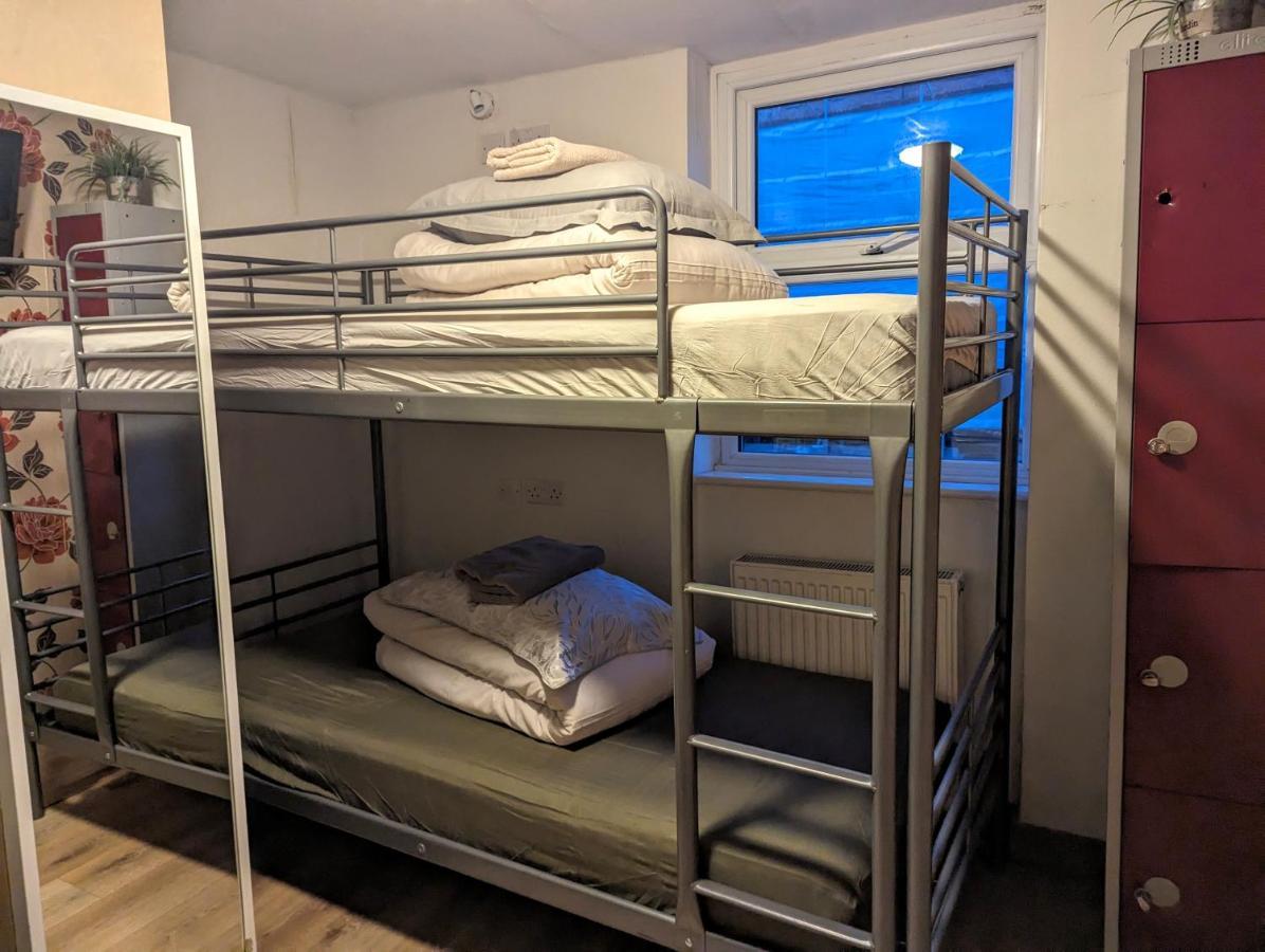 Hostel Rooms In Camden Лондон Экстерьер фото